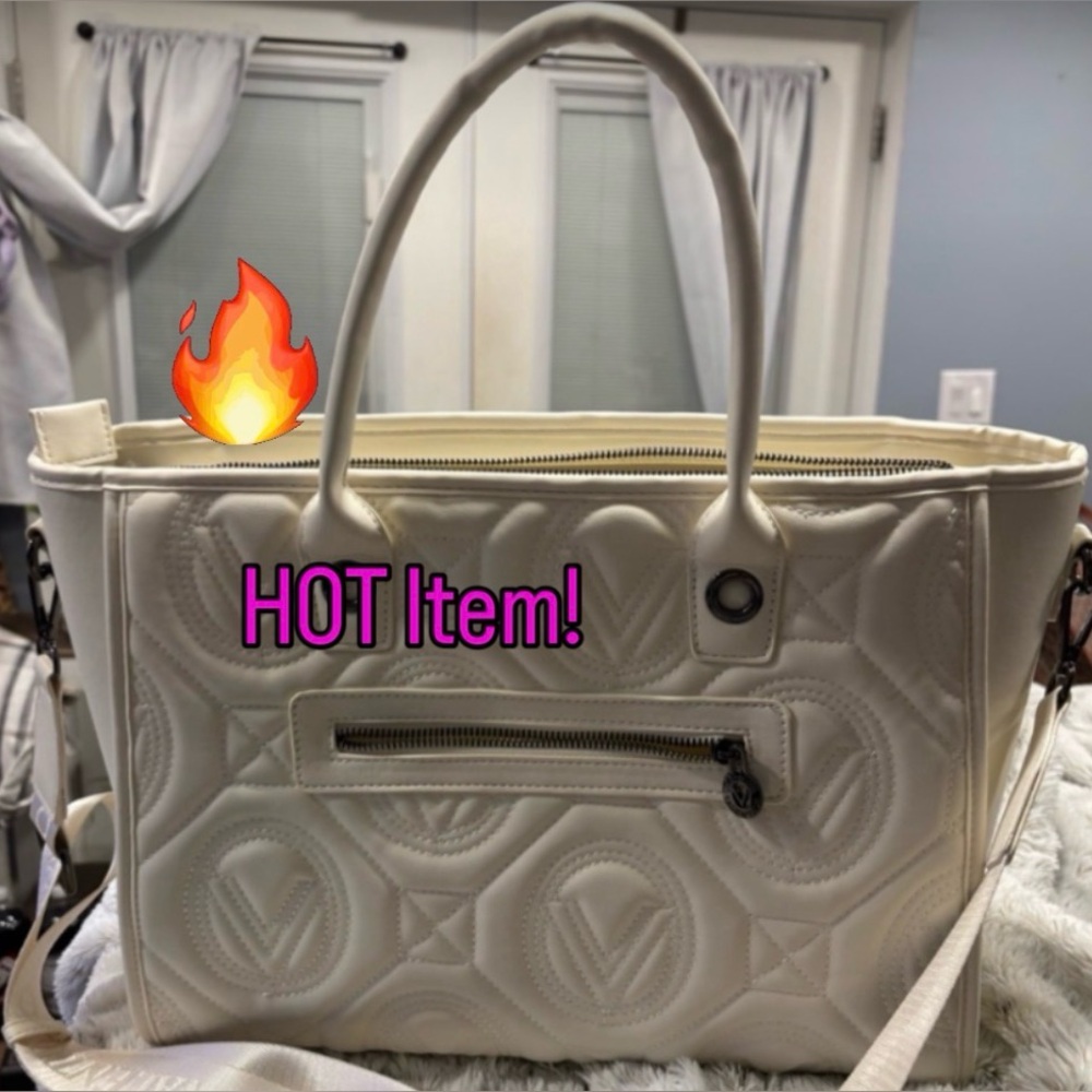 Elegant Cream Quilted Tote- XLarge!  Valentino Orlandi